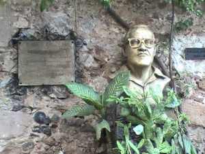 Memorial at William Spratling's home in Taxco